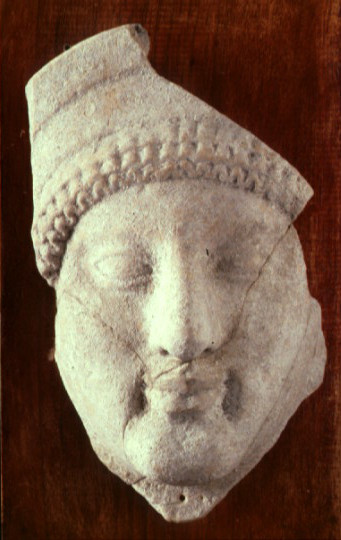 Testina in terracotta (fine del VI sec. a.C.)
